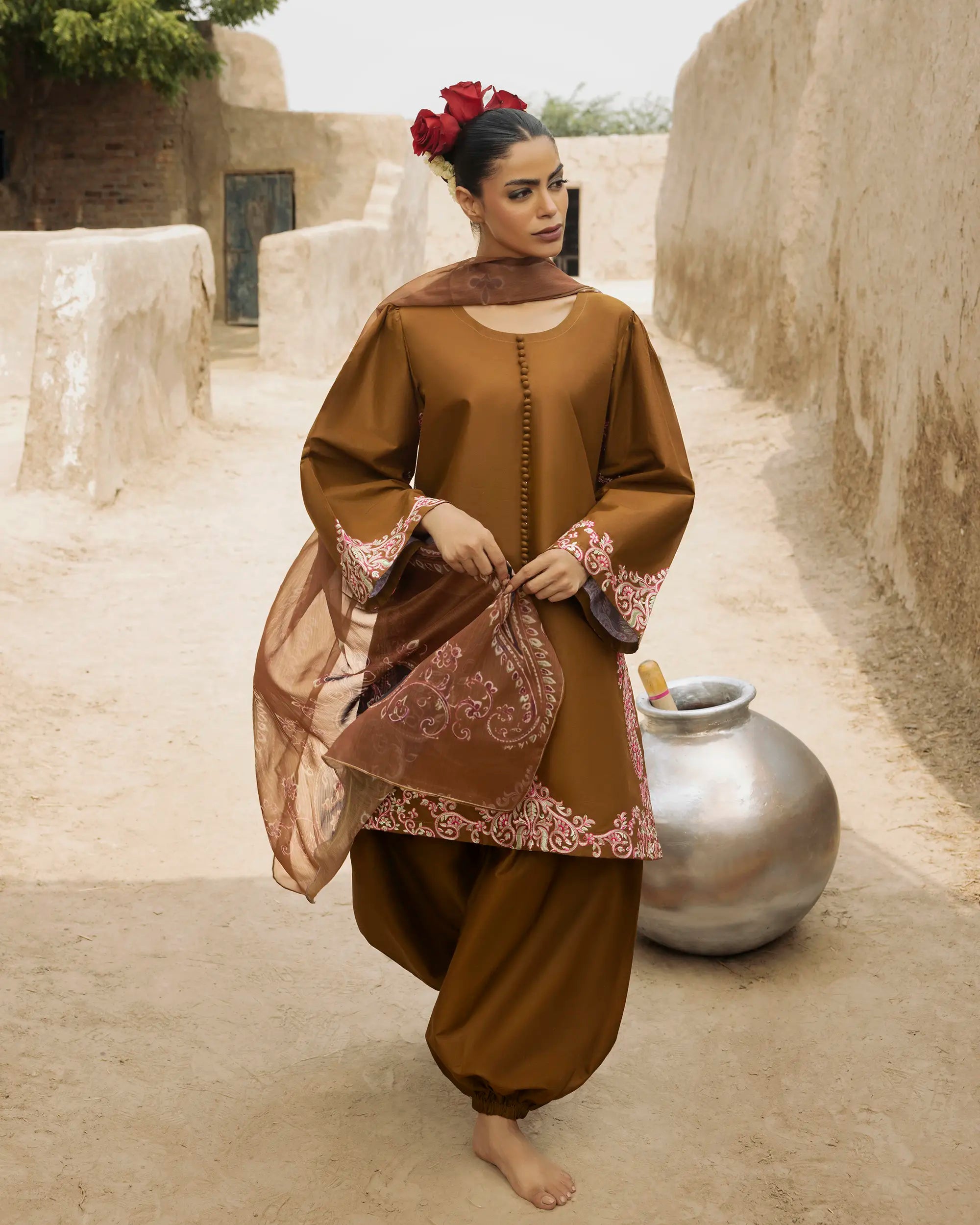 Delara - Image 2