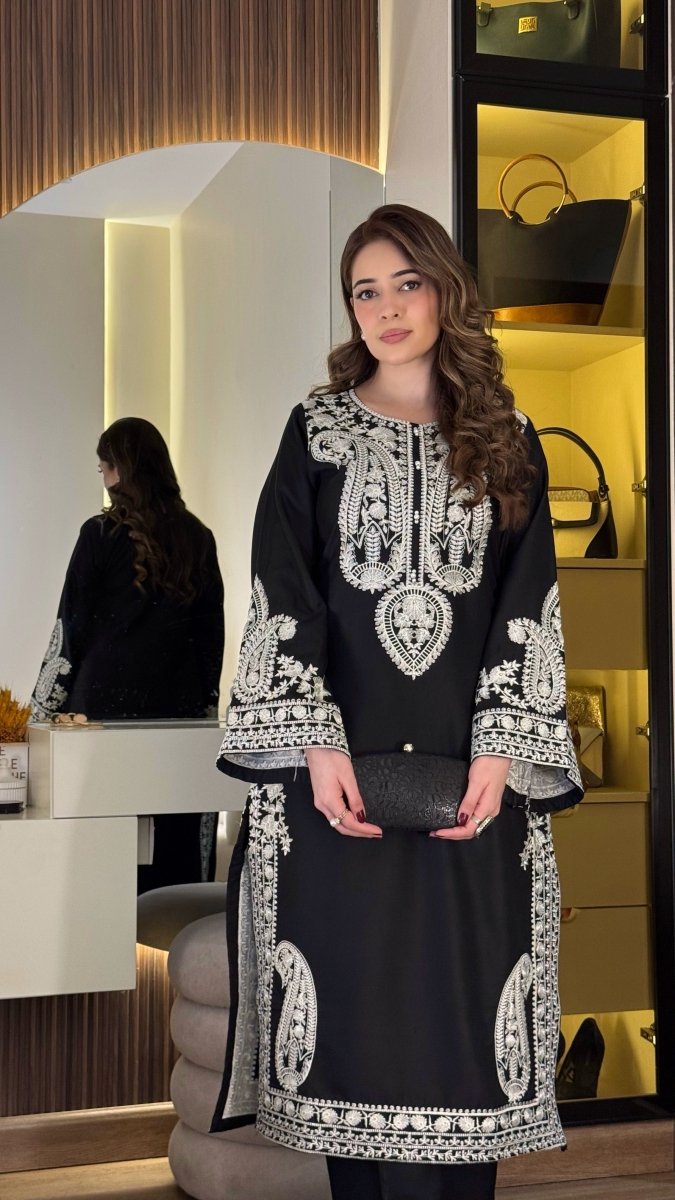 Aafreen Embroidered 3pc - Black - Image 4